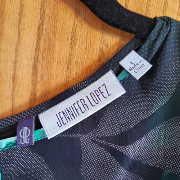 Woman's Blouse - Picture 2 of 2